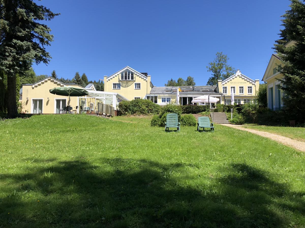 Hotel Quellenpark Bad Elster Esterno foto