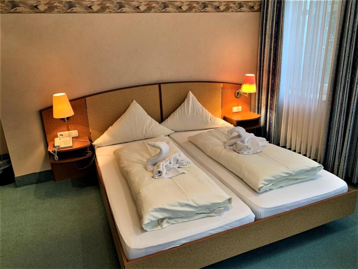 Hotel Quellenpark Bad Elster Esterno foto